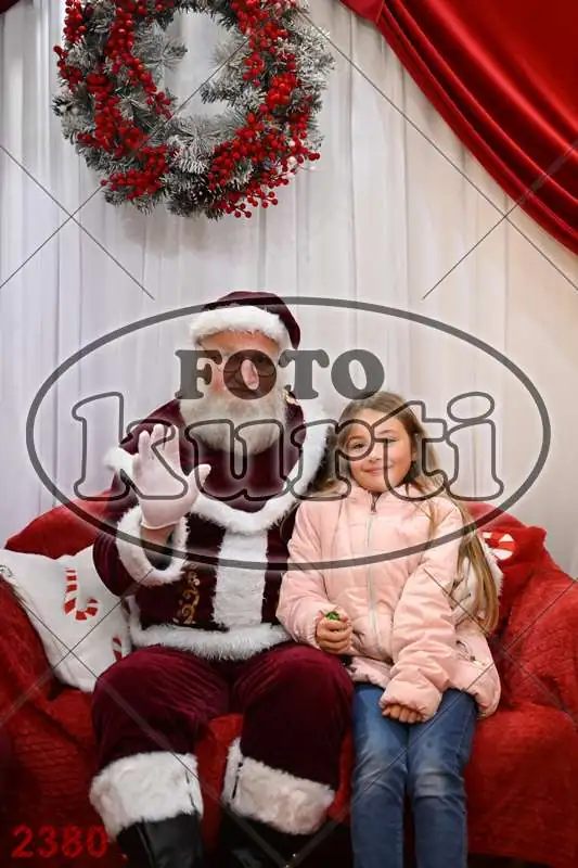 20.12. 15 00 DO 20 00 1 - FotoKurti