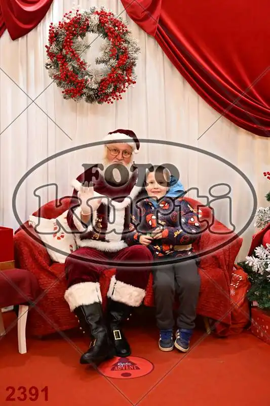 20.12. 15 00 DO 20 00 12 - FotoKurti