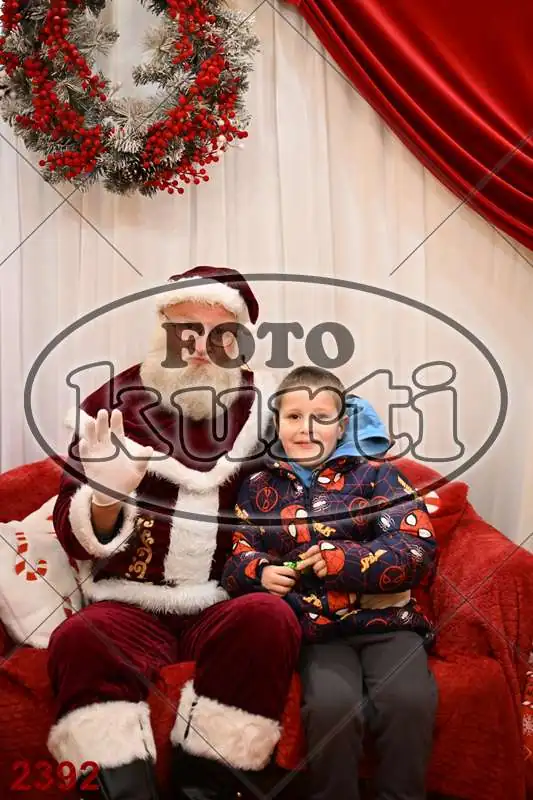 20.12. 15 00 DO 20 00 1 - FotoKurti
