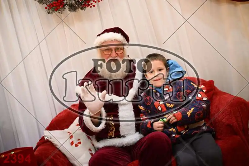 20.12. 15 00 DO 20 00 2 - FotoKurti