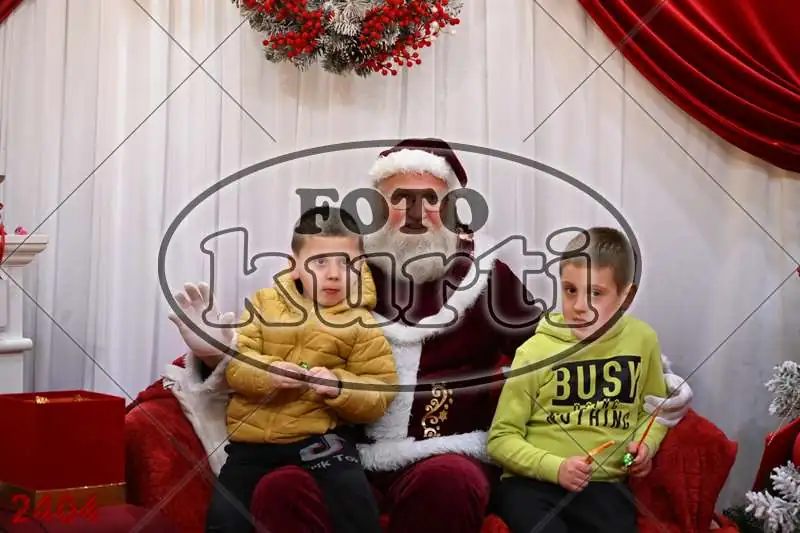 20.12. 15 00 DO 20 00 10 - FotoKurti
