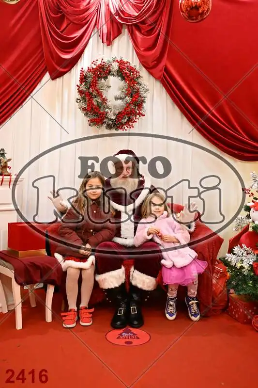 20.12. 15 00 DO 20 00 7 - FotoKurti