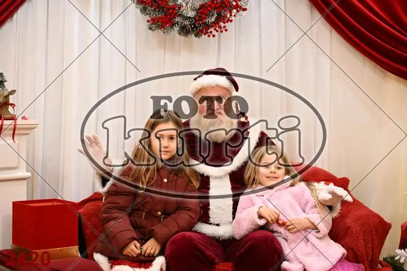 20.12. 15 00 DO 20 00 10 - FotoKurti