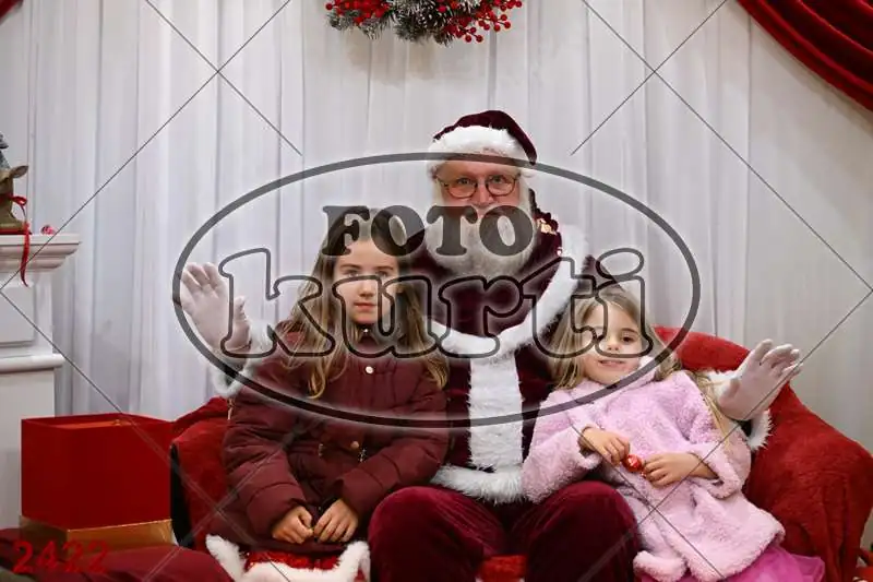 20.12. 15 00 DO 20 00 12 - FotoKurti