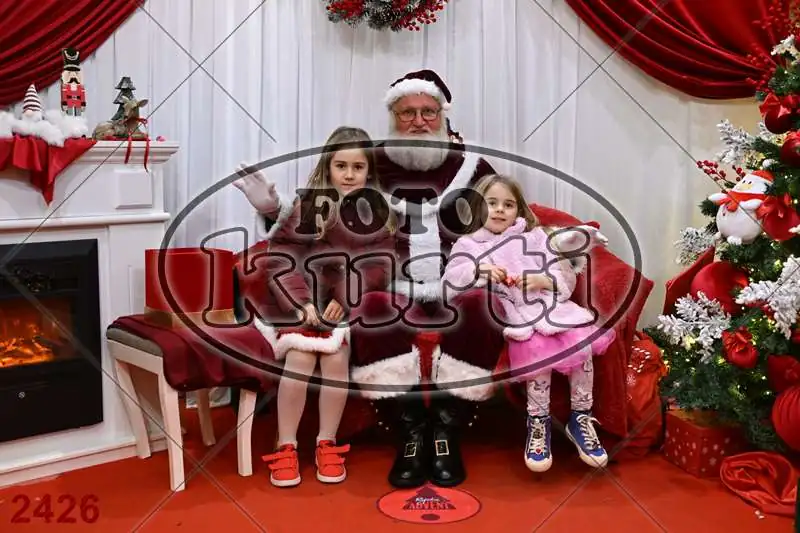 20.12. 15 00 DO 20 00 2 - FotoKurti