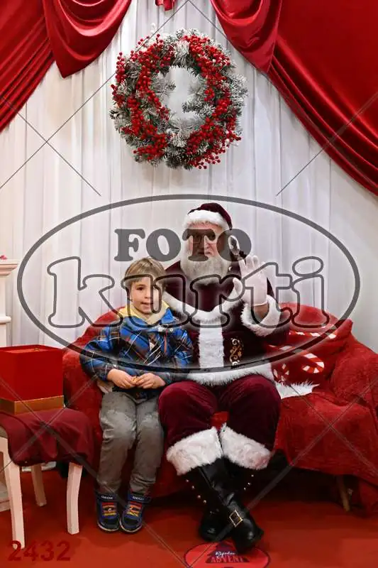 20.12. 15 00 DO 20 00 7 - FotoKurti