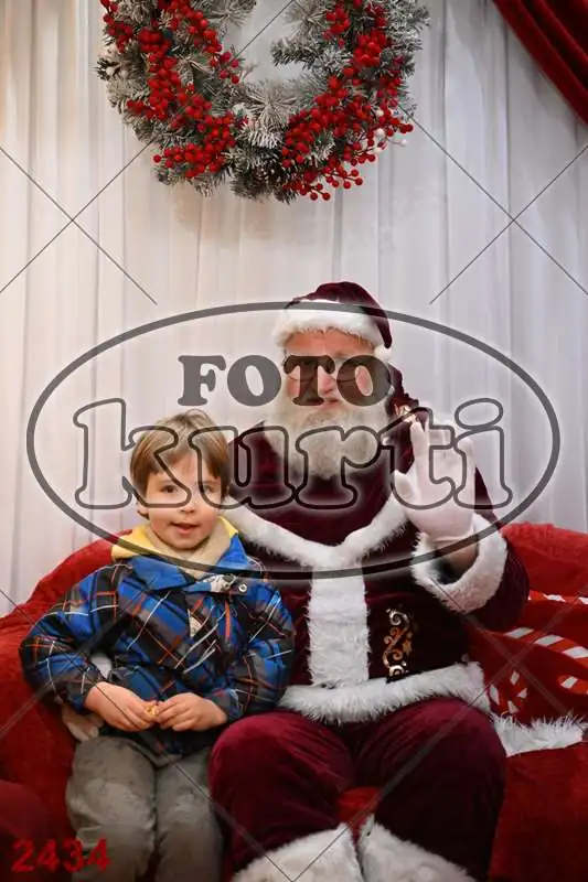 20.12. 15 00 DO 20 00 9 - FotoKurti