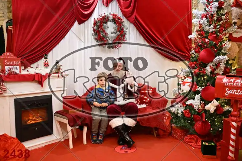 20.12. 15 00 DO 20 00 1 - FotoKurti