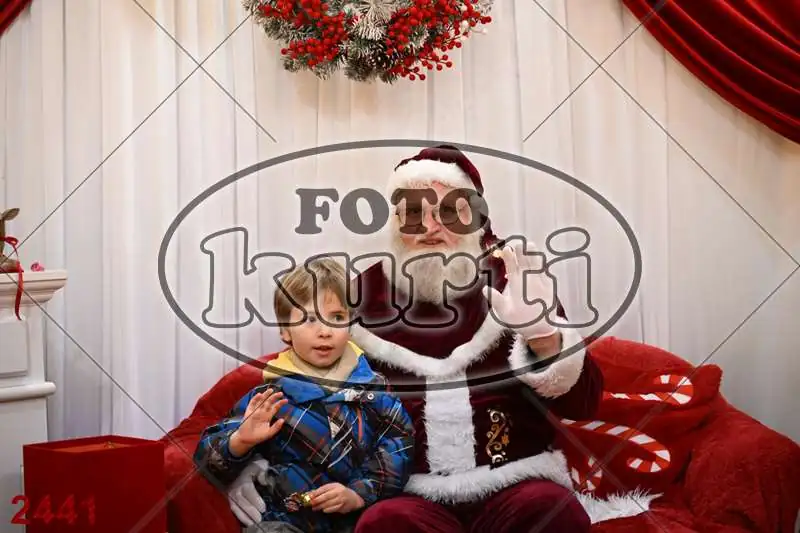 20.12. 15 00 DO 20 00 3 - FotoKurti