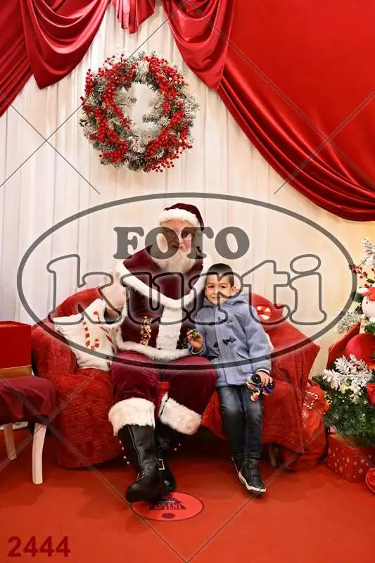 20.12. 15 00 DO 20 00 5 - FotoKurti