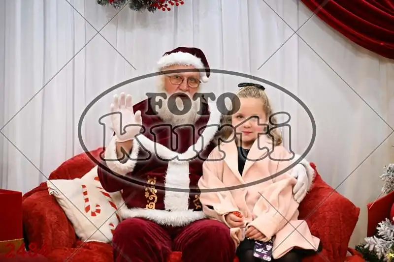 20.12. 15 00 DO 20 00 12 - FotoKurti