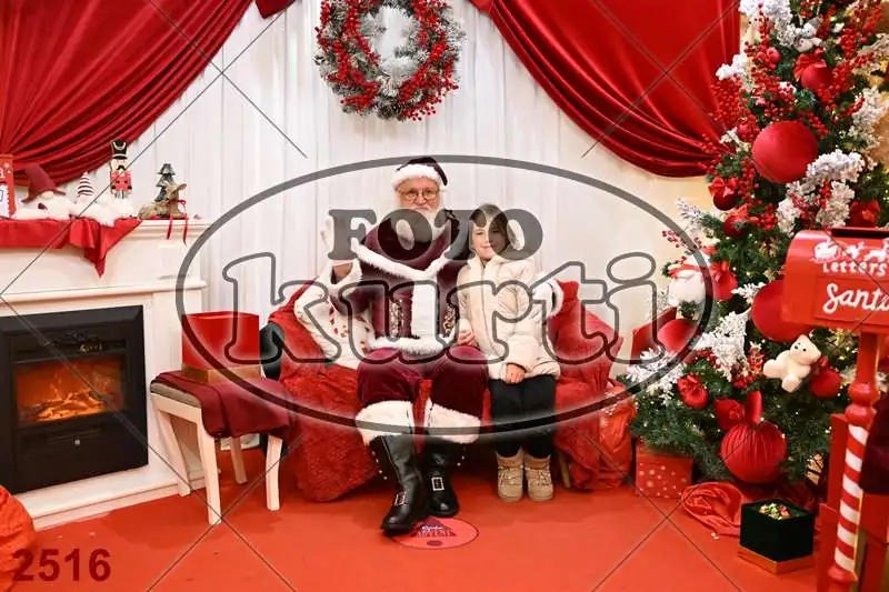 20.12. 15 00 DO 20 00 2 - FotoKurti