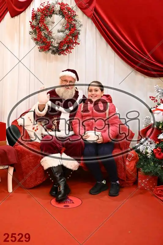 20.12. 15 00 DO 20 00 11 - FotoKurti