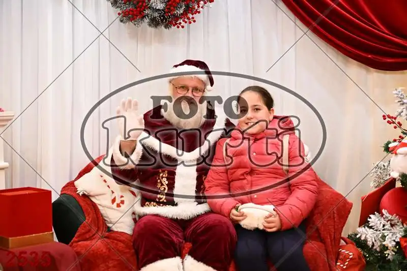 20.12. 15 00 DO 20 00 4 - FotoKurti
