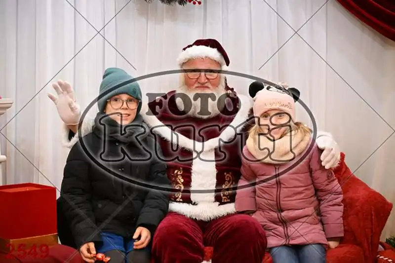20.12. 15 00 DO 20 00 2 - FotoKurti