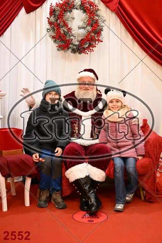20.12. 15 00 DO 20 00 4 - FotoKurti