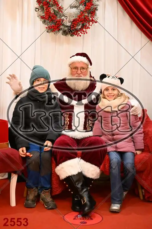 20.12. 15 00 DO 20 00 5 - FotoKurti