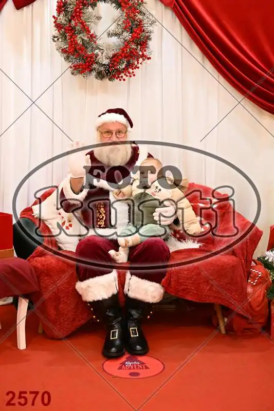 20.12. 15 00 DO 20 00 7 - FotoKurti
