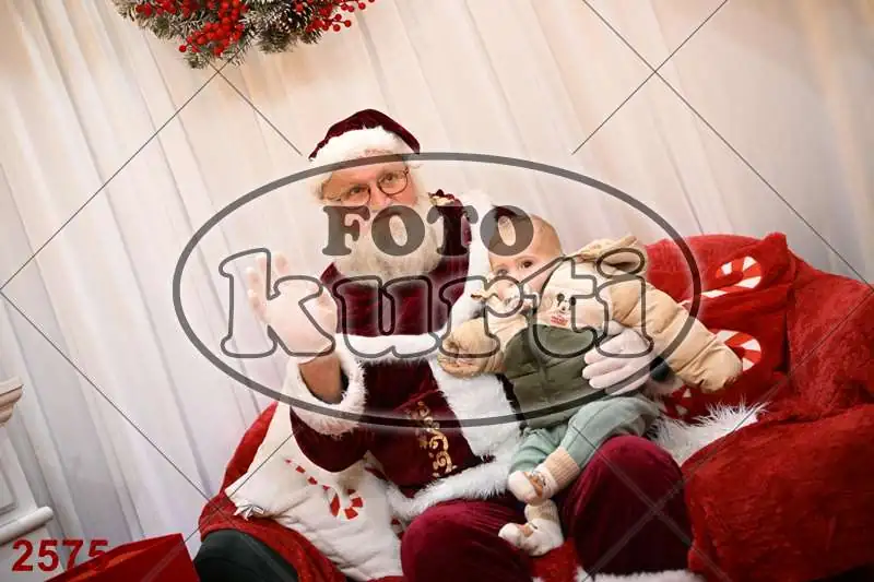 20.12. 15 00 DO 20 00 12 - FotoKurti