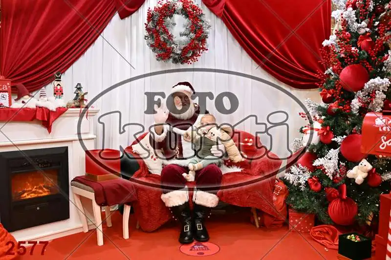 20.12. 15 00 DO 20 00 2 - FotoKurti