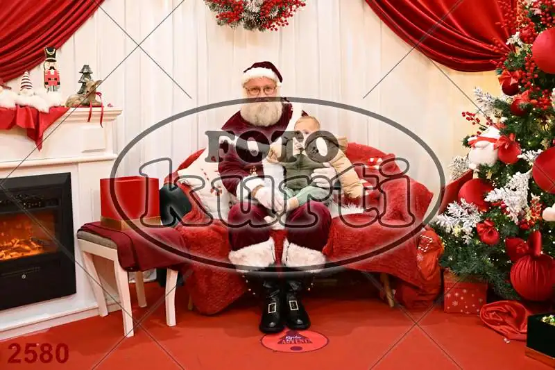 20.12. 15 00 DO 20 00 5 - FotoKurti