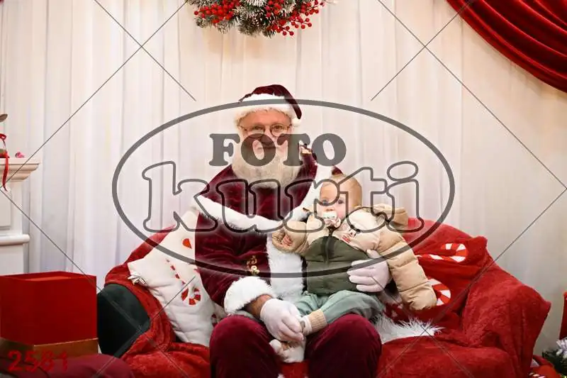 20.12. 15 00 DO 20 00 6 - FotoKurti
