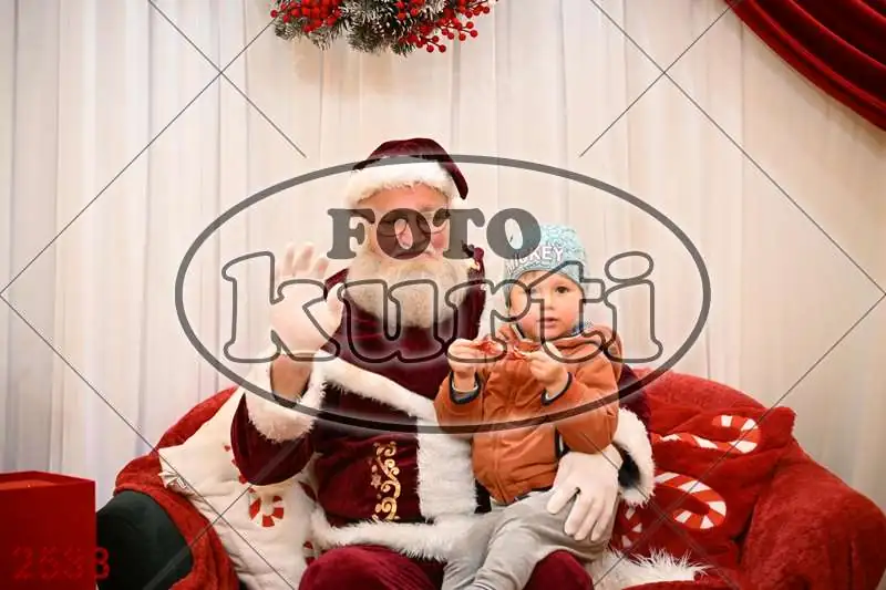 20.12. 15 00 DO 20 00 1 - FotoKurti