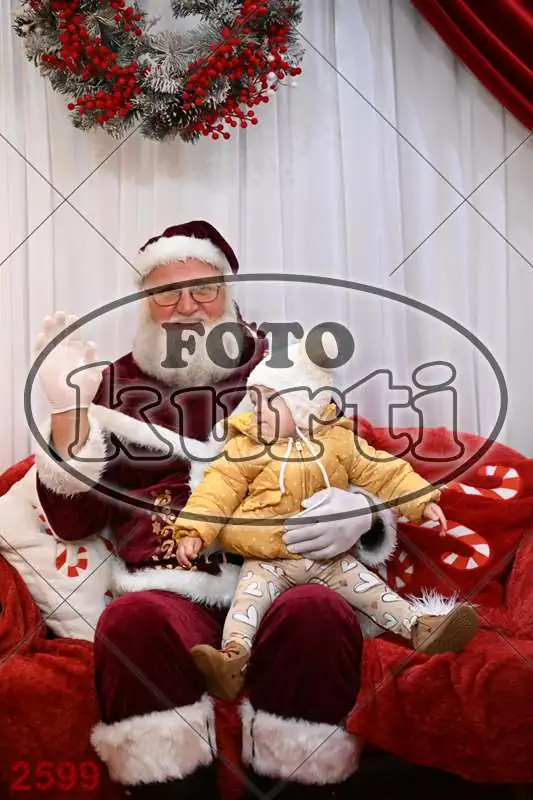 20.12. 15 00 DO 20 00 12 - FotoKurti