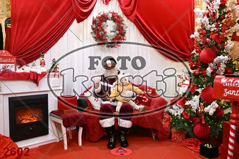 20.12. 15 00 DO 20 00 3 - FotoKurti
