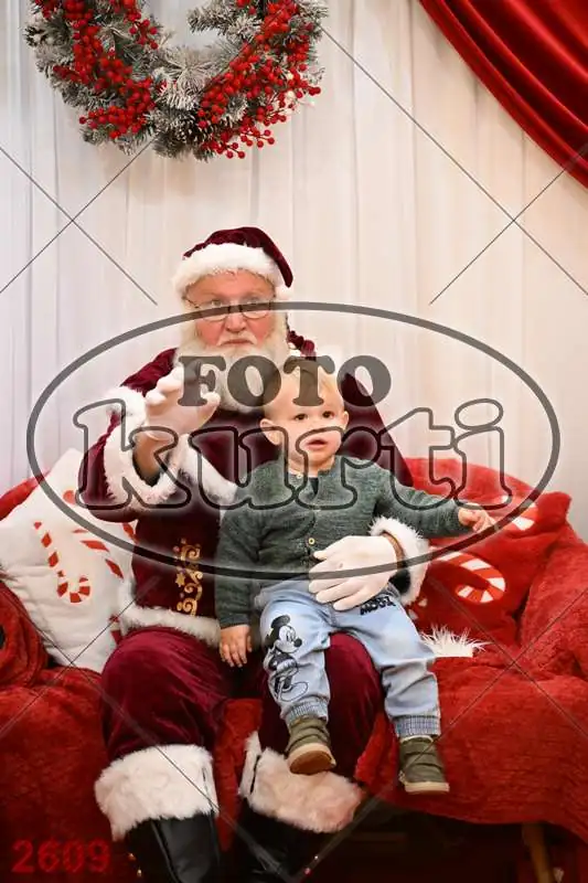 20.12. 15 00 DO 20 00 10 - FotoKurti