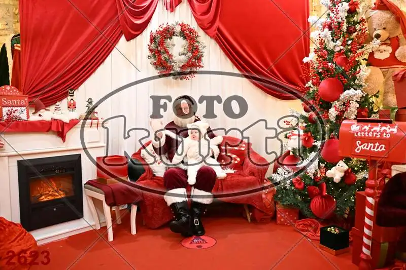 20.12. 15 00 DO 20 00 12 - FotoKurti