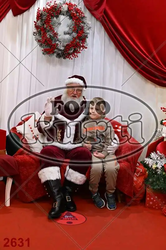 20.12. 15 00 DO 20 00 8 - FotoKurti