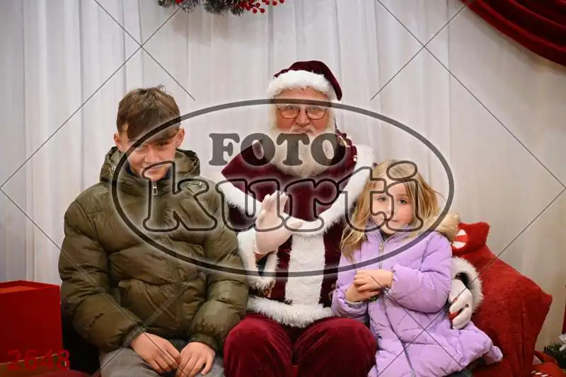 20.12. 15 00 DO 20 00 1 - FotoKurti