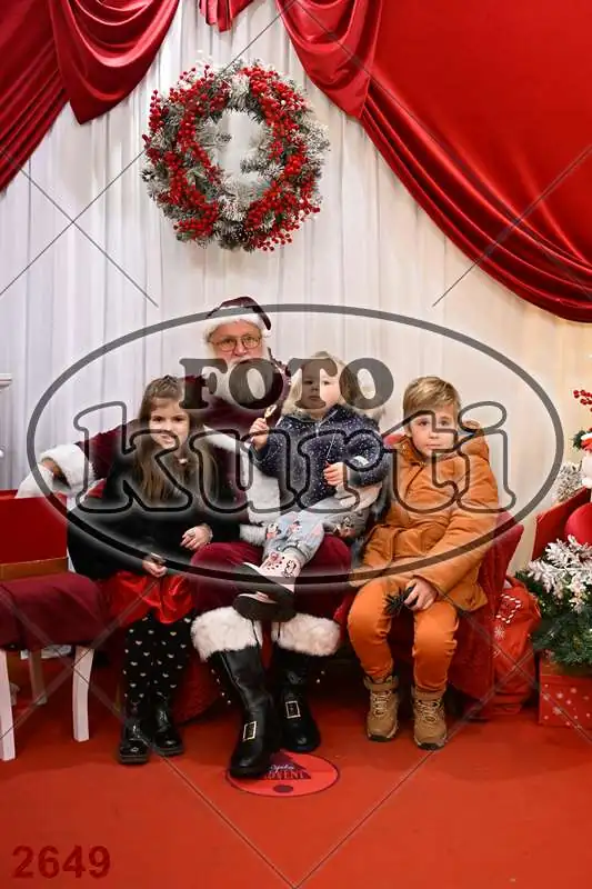 20.12. 15 00 DO 20 00 2 - FotoKurti