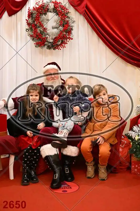 20.12. 15 00 DO 20 00 3 - FotoKurti