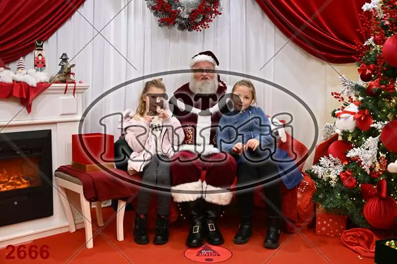 20.12. 15 00 DO 20 00 7 - FotoKurti