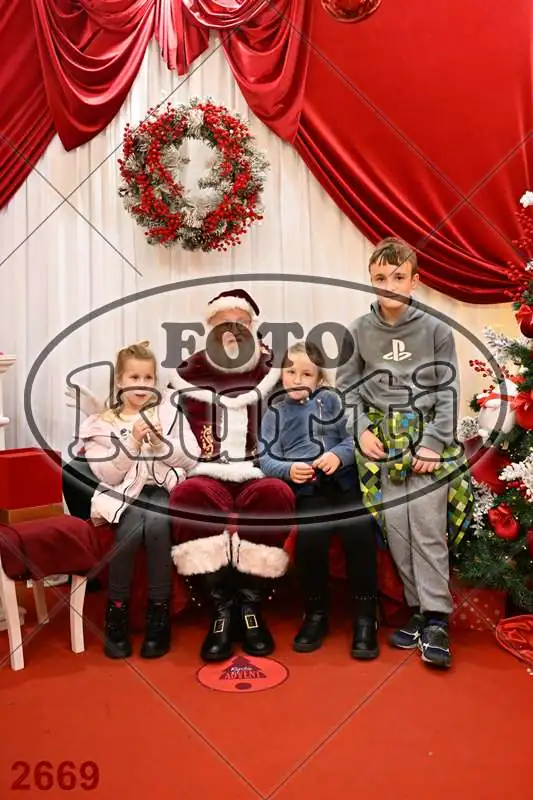 20.12. 15 00 DO 20 00 10 - FotoKurti