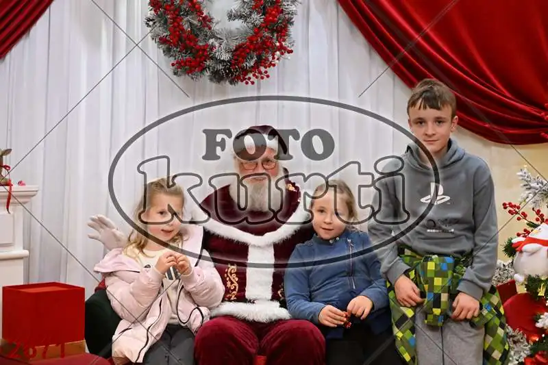 20.12. 15 00 DO 20 00 12 - FotoKurti
