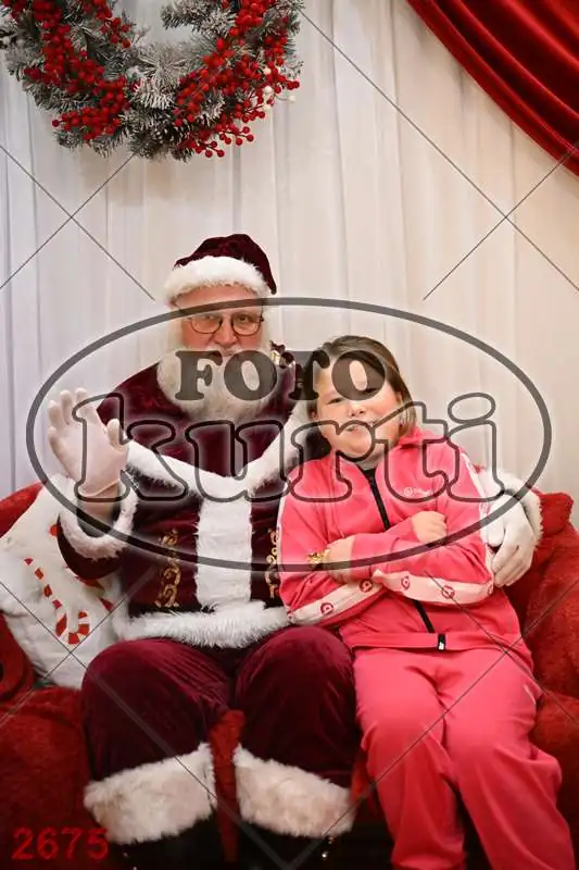 20.12. 15 00 DO 20 00 4 - FotoKurti