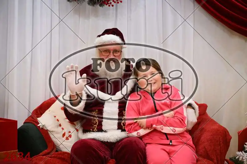 20.12. 15 00 DO 20 00 1 - FotoKurti