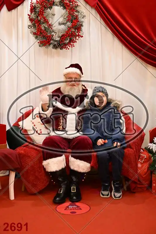 20.12. 15 00 DO 20 00 8 - FotoKurti