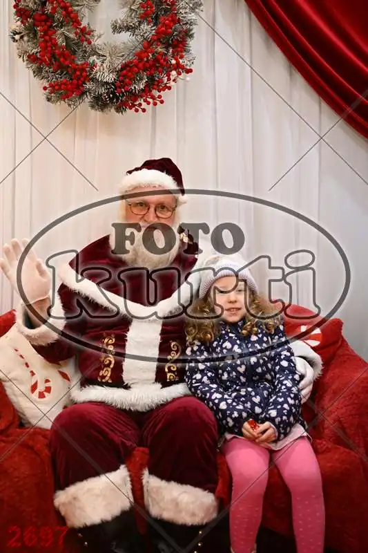 20.12. 15 00 DO 20 00 2 - FotoKurti