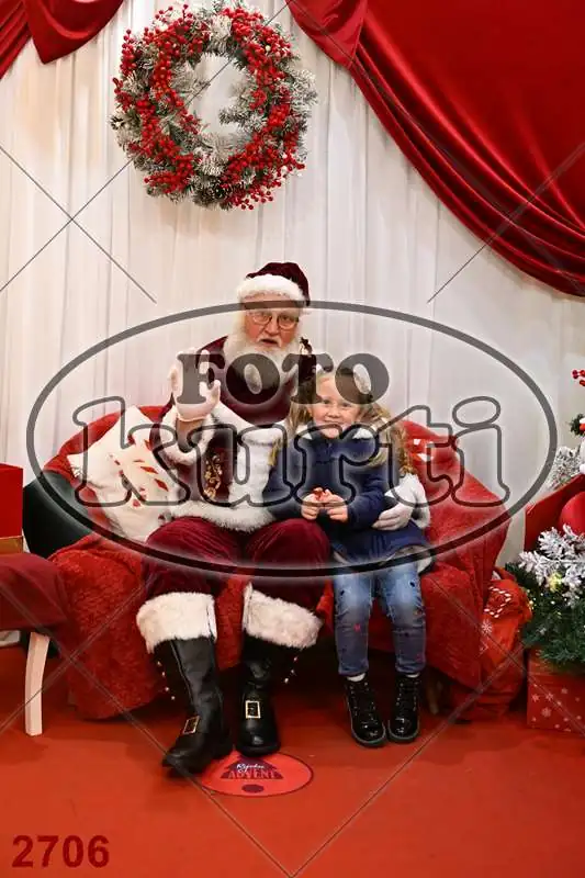 20.12. 15 00 DO 20 00 11 - FotoKurti
