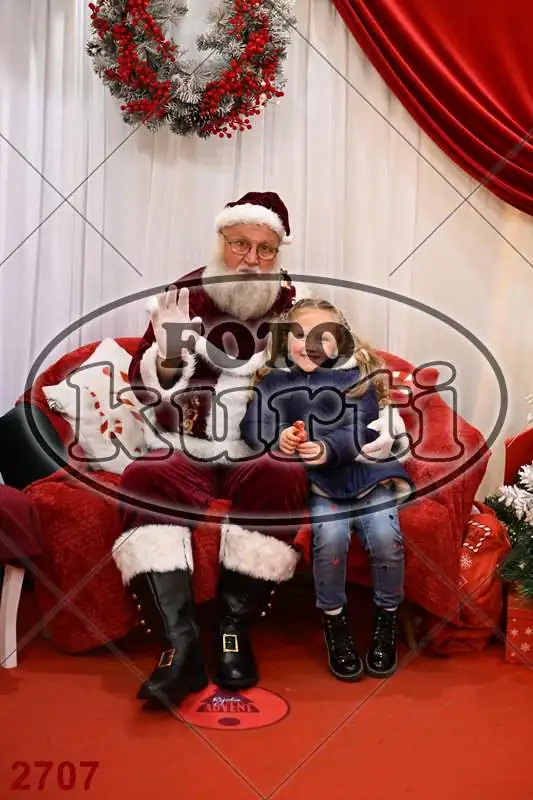 20.12. 15 00 DO 20 00 12 - FotoKurti