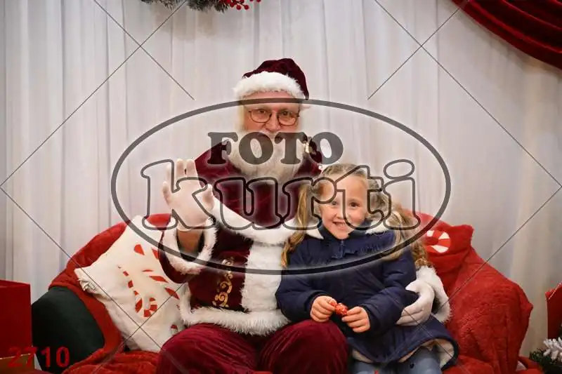20.12. 15 00 DO 20 00 3 - FotoKurti