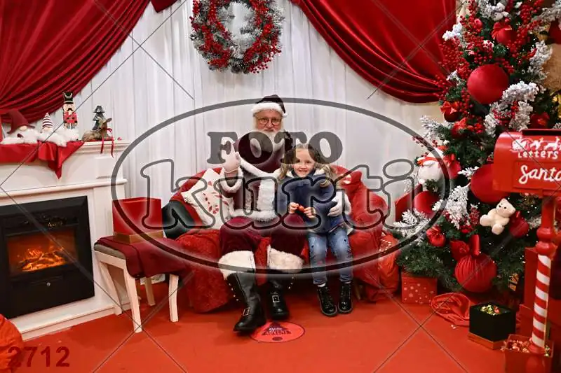 20.12. 15 00 DO 20 00 5 - FotoKurti