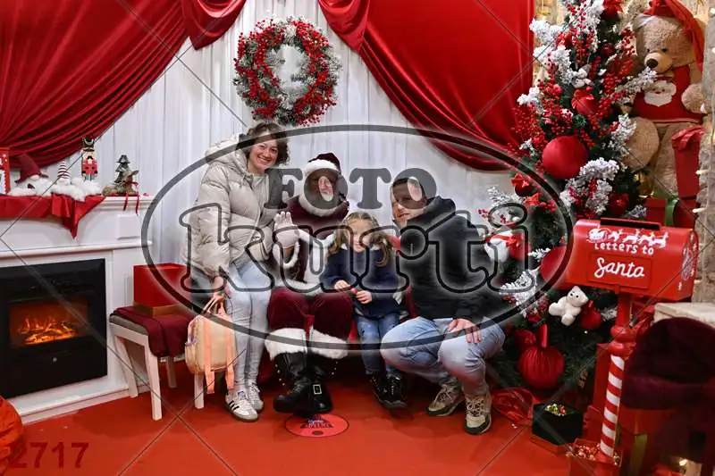 20.12. 15 00 DO 20 00 10 - FotoKurti