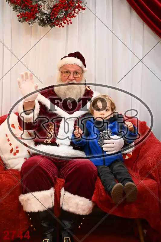 20.12. 15 00 DO 20 00 1 - FotoKurti