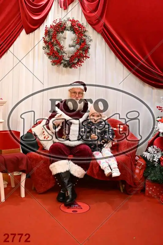 20.12. 15 00 DO 20 00 5 - FotoKurti