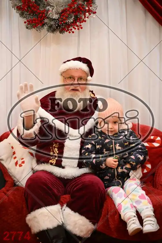 20.12. 15 00 DO 20 00 7 - FotoKurti